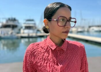 Tillotama Shome’s family visit is all about intimate chats, enjoying coffee & cakes