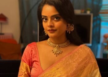 ‘The Raja Saab’ actress Riddhi Kumar wishes to play Rekha in her biopic: I feel a deep connection