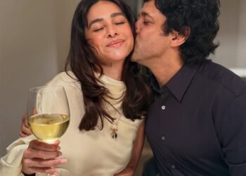 Farhan Akhtar marks 4 years of marital bliss with the woman ‘who makes everything feel better’