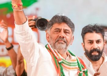 Karnataka Congress crisis: Ministers and MLAs should be controlled by CM, says Shivakumar
