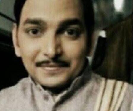 Paritosh Tripathi asks if he looks like Amol Palekar from ‘Gol Maal’