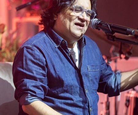 Swanand Kirkire on Arijit Singh’s retirement: Maybe he’ll refresh and come back