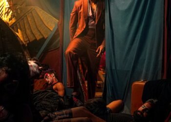 Yash’s ‘Toxic’ team releases first look of Akshay Oberoi as Tony in film!