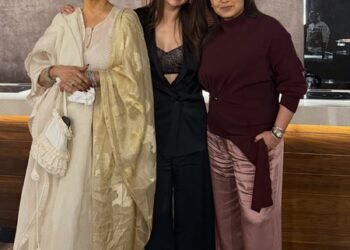 Keerthy Suresh enjoys an ‘evening to remember’ with Rani Mukerji, Rekha