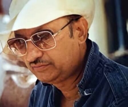 Jackie Shroff pays tribute to filmmaker Manmohan Desai on his 69th birth anniversary