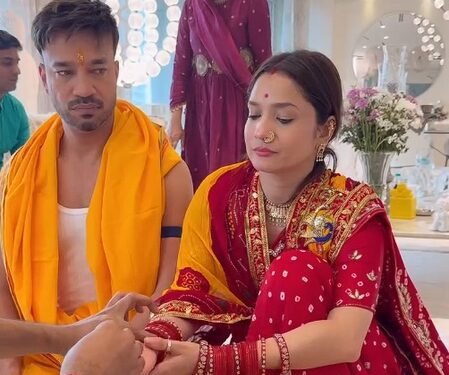 Ankita Lokhande calls praying with husband Vicky Jain ‘powerful’ after performing Bhaktambar puja
