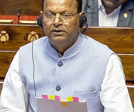Govt steps up efforts to return Rs 73,000 crore unclaimed funds in banks, insurers, MFs: Minister