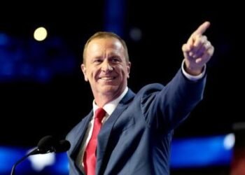 US senator flags H-1B visa abuse, DHS review underway