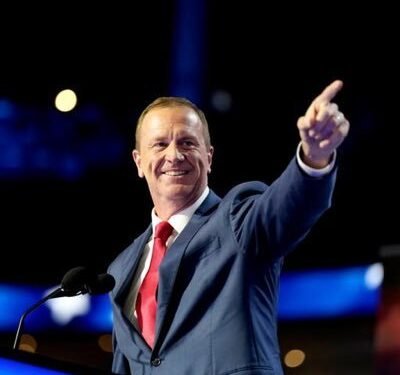 US senator flags H-1B visa abuse, DHS review underway