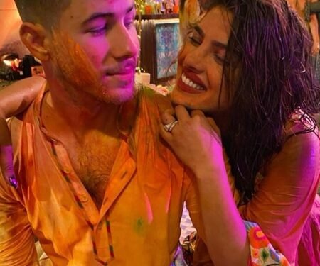 Nick Jonas shares a throwback pic of ‘one of his favourite Holi memories’ with Priyanka Chopra