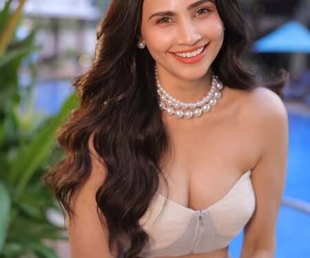 Daisy Shah tells troll: Good luck with spreading hate in the name of religion