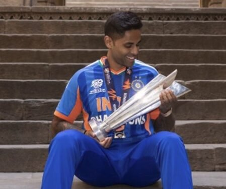Gujarat: Suryakumar Yadav visits Adalaj Stepwell with T20 World Cup trophy