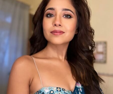Shweta Tripathi finds fashion inspiration in mother-in-law’s saree