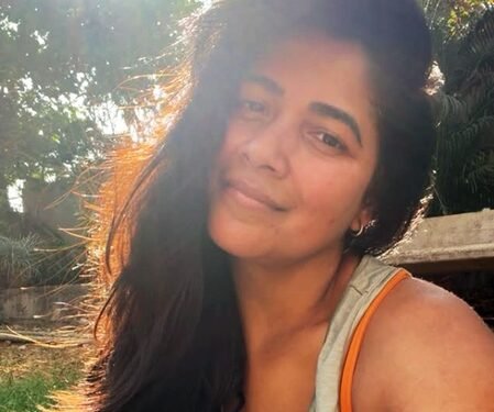 Narayani Shastri embraces natural glow with ‘no filter, no makeup’ moment