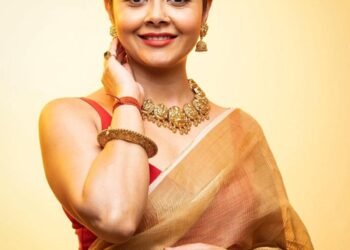 Devoleena Bhattacharjee recalls time caring for her mother’s schizophrenia attacks from a young age of 11