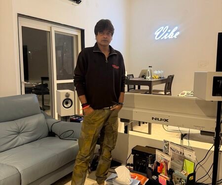 Director Harish Shankar apologises to Mahesh Babu’s fans for his tweet on records