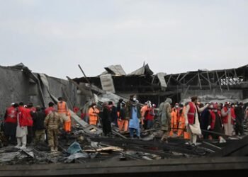 Days after Kabul hospital attack, Pakistan, Afghanistan announce Eid ceasefire