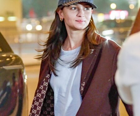 Alia Bhatt reveals she will be launching outsiders, KJo says ‘I’m so proud’