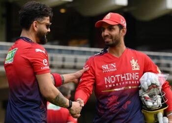 IPL 2026: Virat Kohli asks RCB teammates about challenges ahead as they defend title