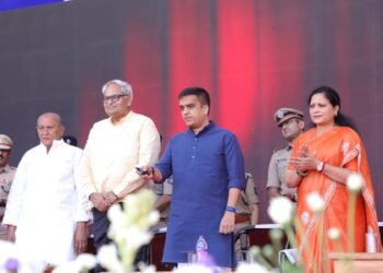 Gujarat Dy CM launches Rs 538 crore projects in Vadodara​