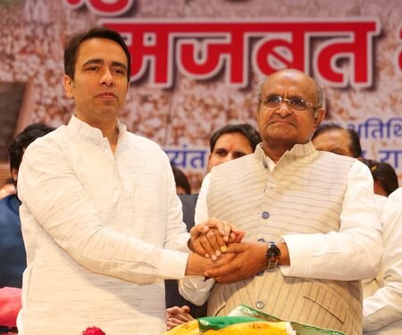 Former JD-U leader KC Tyagi, ex-UP Minister Ashok Yadav join Rashtriya Lok Dal