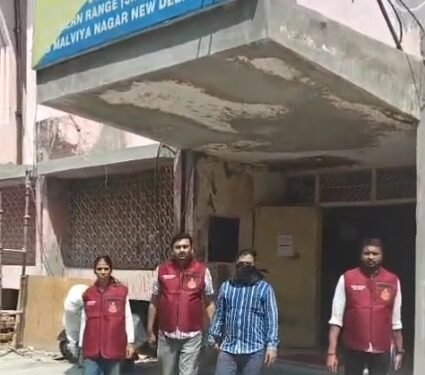 Delhi: Wanted robber evading bail arrested by Crime Branch