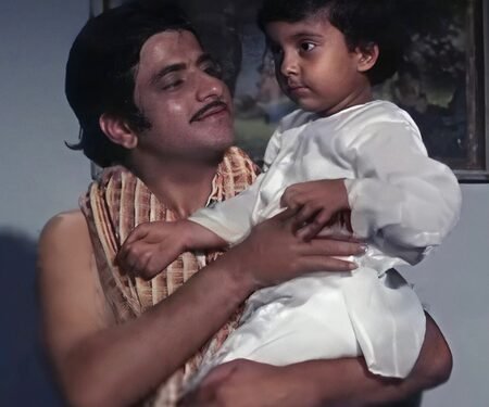 Master Raju relives ‘Parichay’ days with Jeetendra with throwback picture