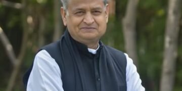 Ashok Gehlot questions delay in IPD Tower construction at Jaipur Women’s Hospital​