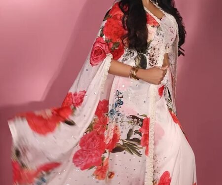 Rupali Ganguly recalls being scolded by Rishi Kapoor at Vaishno Devi: ‘Why are you lazy?’