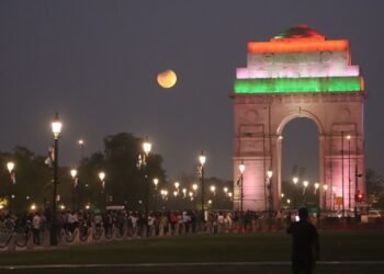 India Gate to go dark tonight as world observes Earth Hour 2026