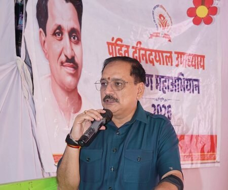 CM Rekha Gupta, Delhi BJP chief Virendra Sachdeva join campaign to train party workers