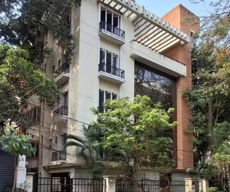 Late TN CM Jayalalithaa’s house in Hyderabad sealed over property tax dues