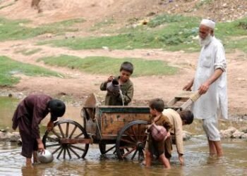 Pakistan’s poverty crisis deepens as institutions continue to fail: Report