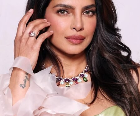 Priyanka Chopra praises her ‘dost’ Ranveer Singh for ‘Dhurandhar’, thanks Aditya Dhar for ‘artistry’