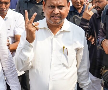 Bengal polls: Trinamool accuses Humayun Kabir of Rs 1,000 crore deal with BJP, AAUP chief hits back (Lead)