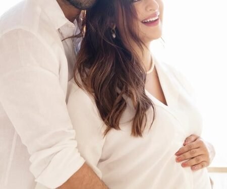 Divyanka Tripathi talks about ‘Garbha Sanskar’ to connect with her baby in the womb