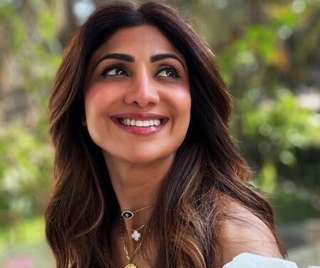 Shilpa Shetty digs in nostalgia, shares what she was doing in the 90s