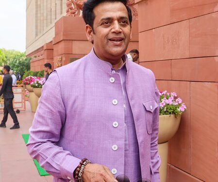 Ravi Kishan alleges suppression of cultural events in Bengal, exudes confidence of BJP’s win