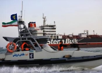 Hormuz priority as US warns Iran on oil route