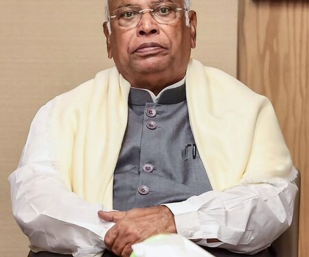 Kharge seeks all-party meet in reply to PM’s letter, says govt ‘hurrying’ on Women Reservation Bill