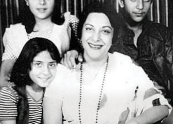 Priya Dutt shares special memories with Sanjay Dutt on Siblings Day