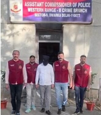 Bank employee arrested for facilitating cyber fraud worth several crores: Delhi Crime Branch