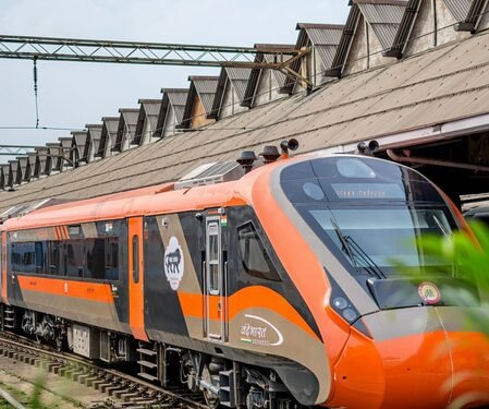 Centre approves Bengaluru–Mumbai Vande Bharat sleeper train after Union Minister Joshi’s request