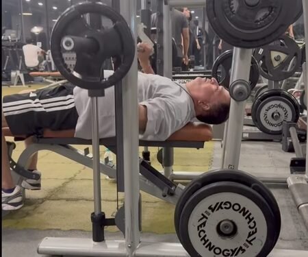 Vicky Kaushal’s father Sham Kaushal crushes intense gym workout at 70