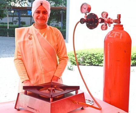 Govt hosts hydrogen startup exhibition to boost ecosystem; 18 firms showcase innovations