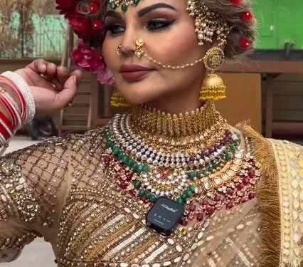 Rakhi Sawant says she is in love with Raqesh Bapat