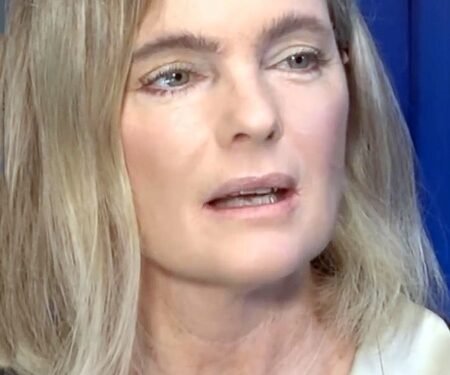 Erika Eleniak to reprise her role in ‘Baywatch’ reboot