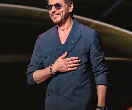 Academy gives hat-tip to Shah Rukh Khan with is iconic speech from ‘Om Shanti Om’