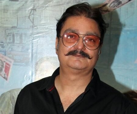 Vinay Pathak shares what makes him blindly trust Rajat Kapoor