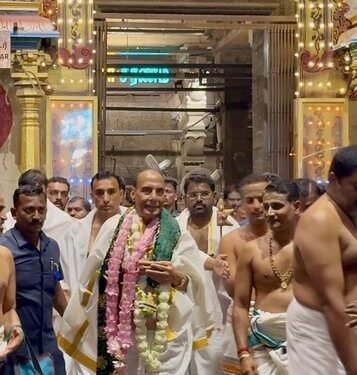 ‘Feeling blessed’: Rajnath Singh offers prayers at Subramanya Swami temple in TN